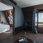 Des Dromonts By Sowell Collection Otel