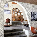 Des Dromonts By Sowell Collection Otel 4*